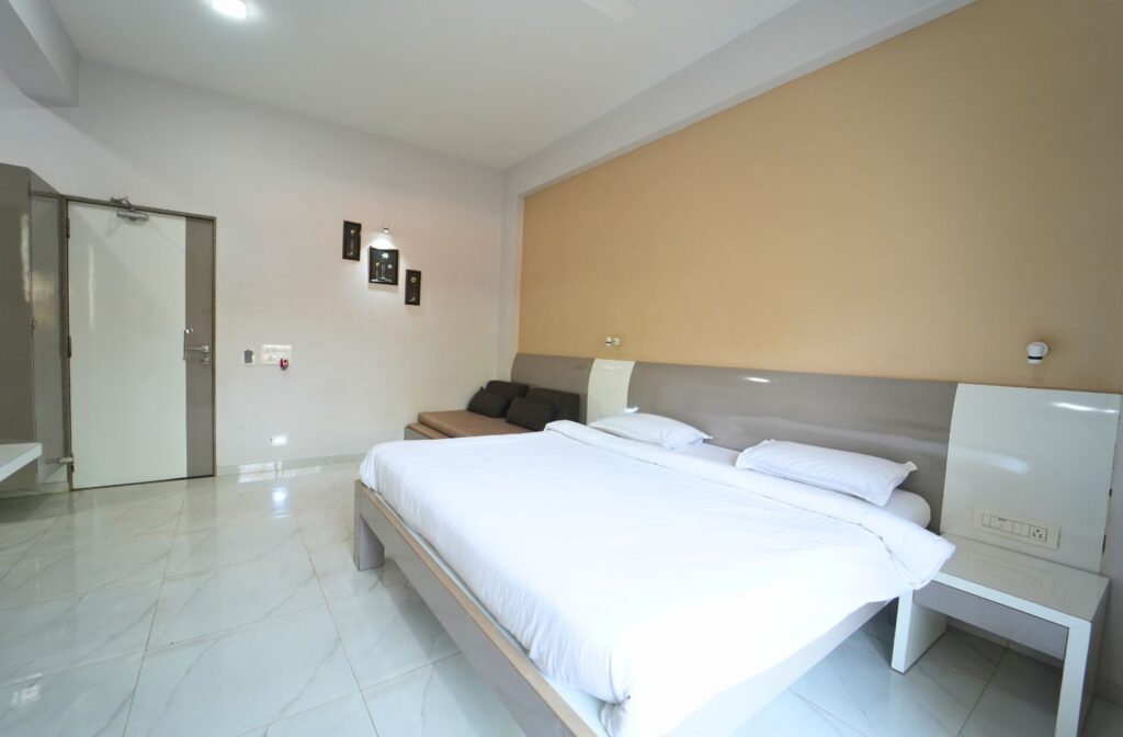 Grand Luxury Rooms, The Grand Resort Igatpuri, photo 2