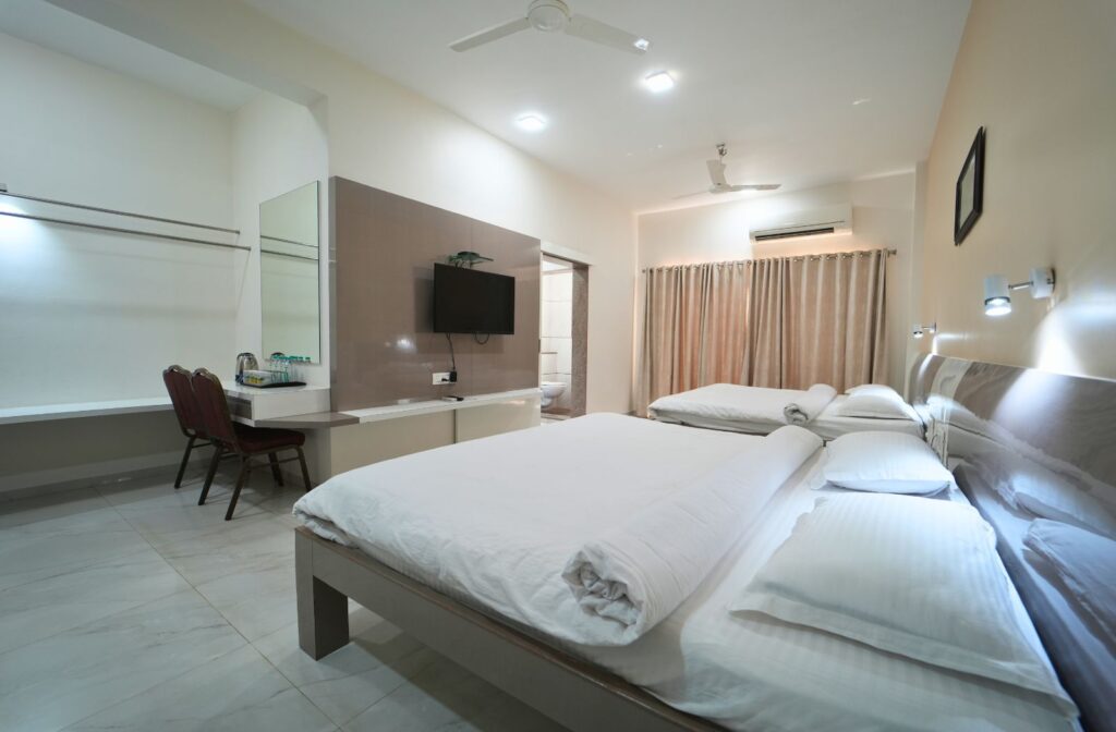 Grand Superior Rooms, The Grand Resort Igatpuri, photo 1